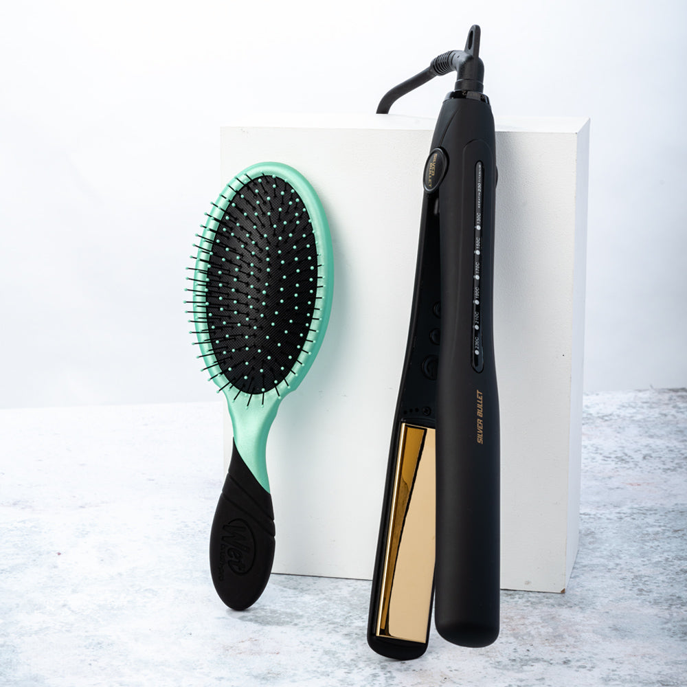 Keratin 230 Gold Titanium Straightener - 25mm with Free WetBrush Pro