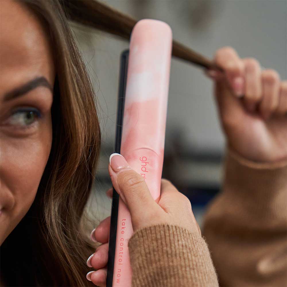 Platinum+ Hair Straightener Limited Edition In Pink Peach