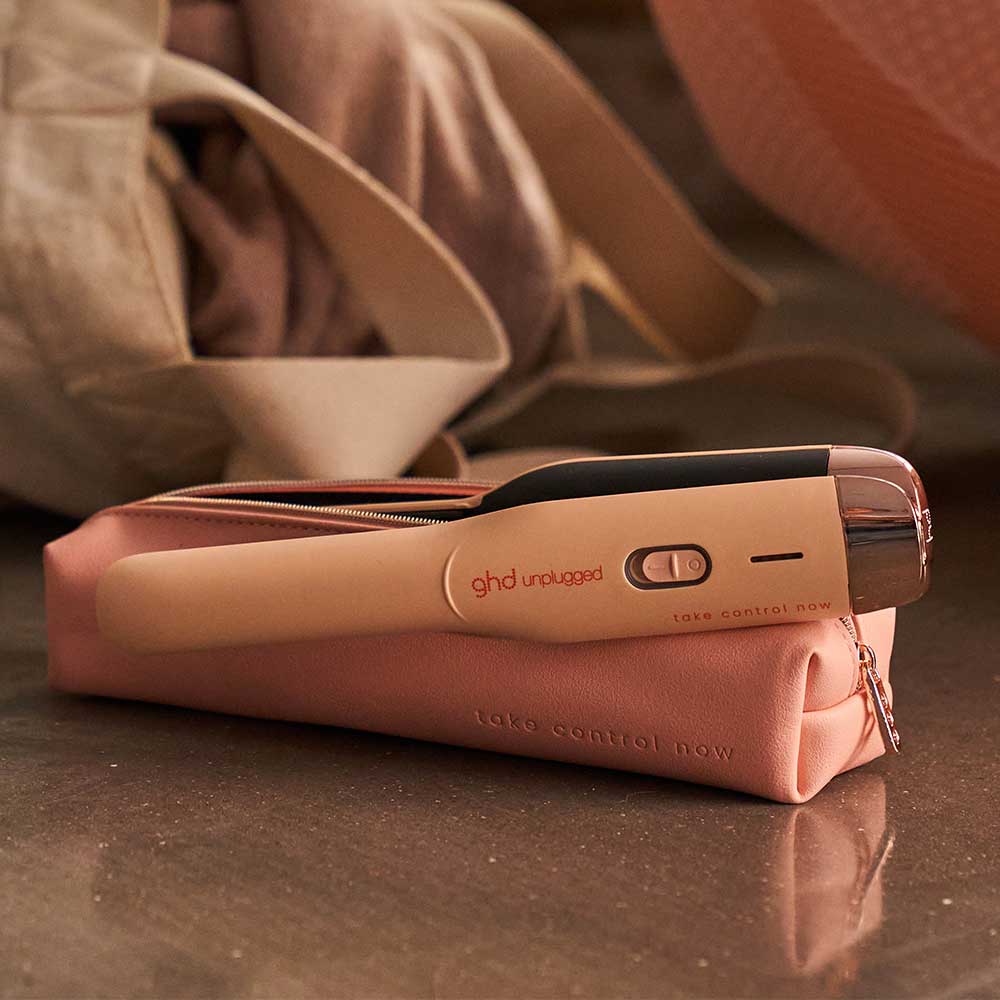 Unplugged Cordless Hair Straightener Limited Edition In Pink Peach