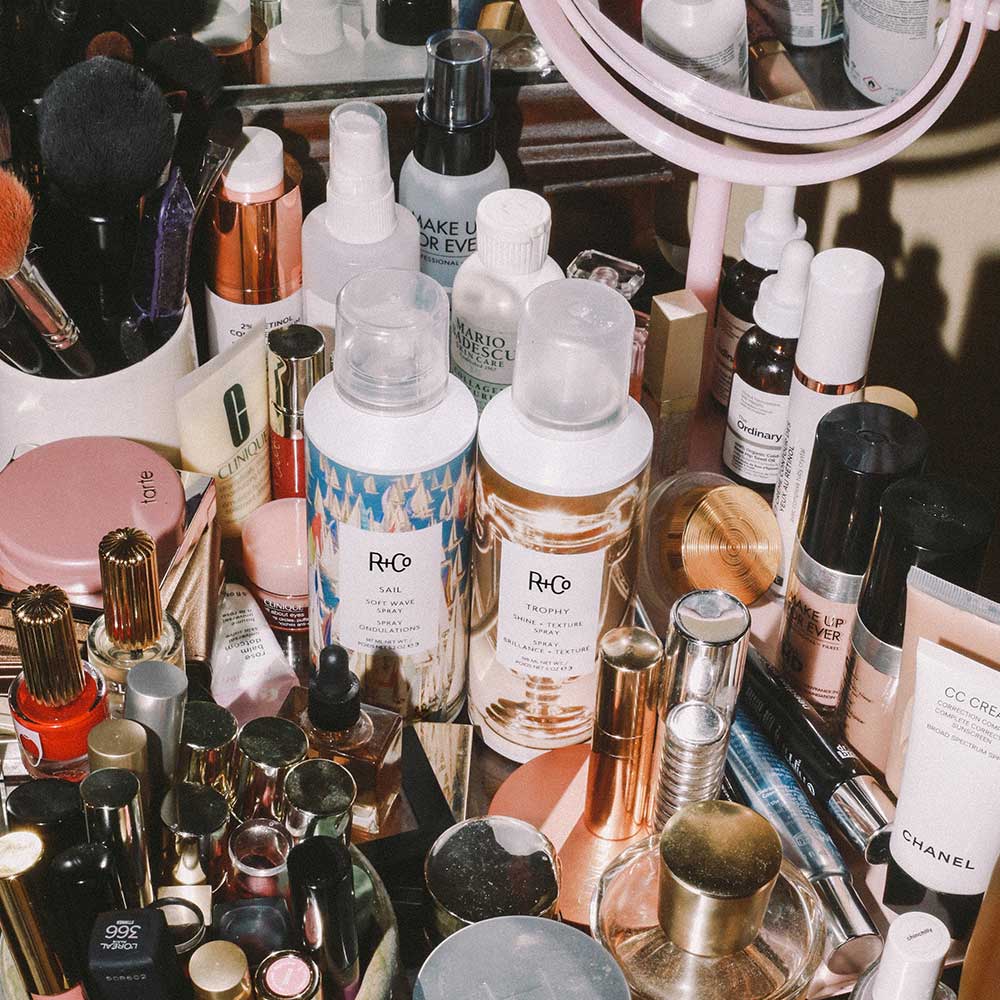 TROPHY Shine + Texture Spray 198ml