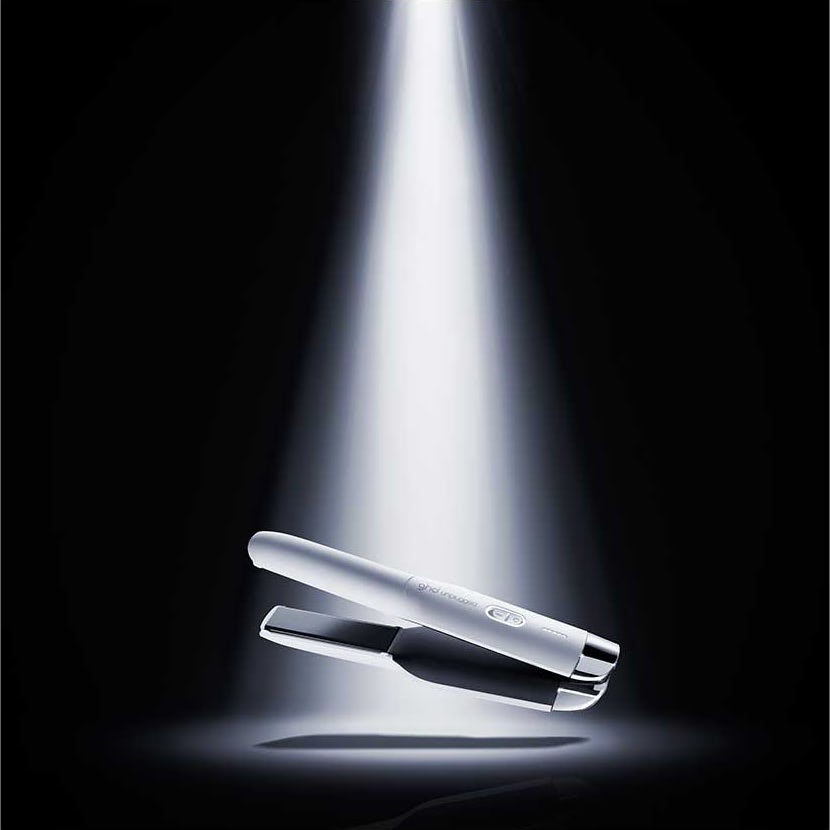 Unplugged Cordless Hair Straightener In Matte White
