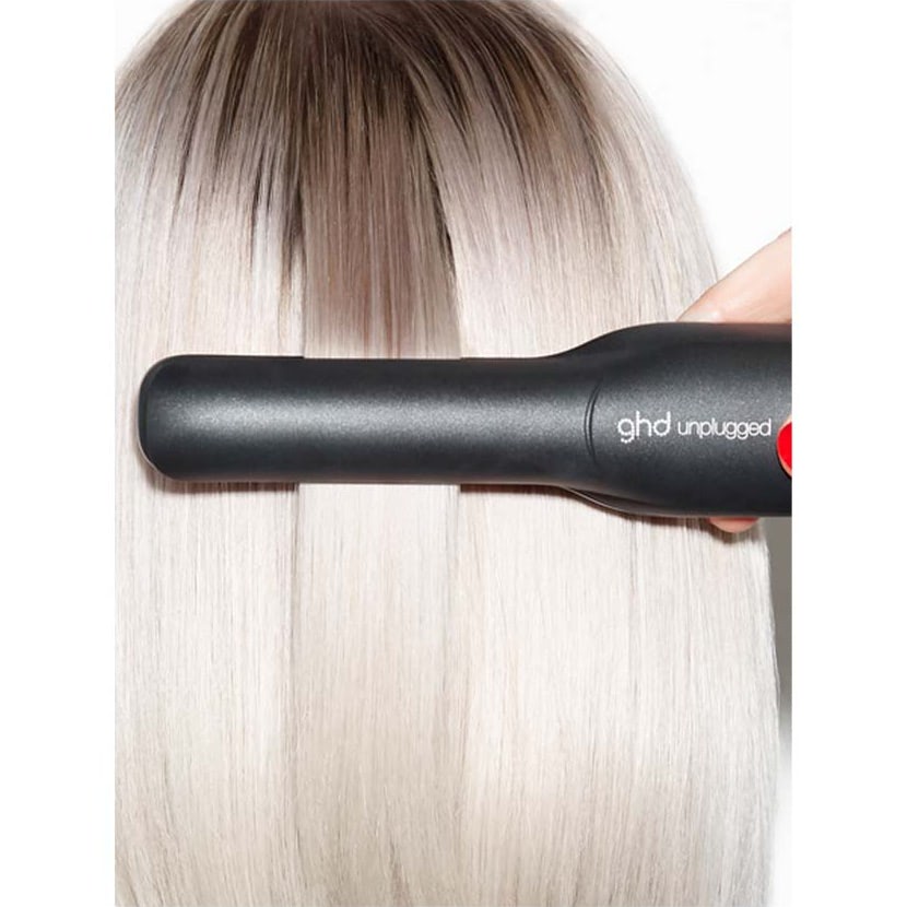 Unplugged Cordless Hair Straightener In Matte Black