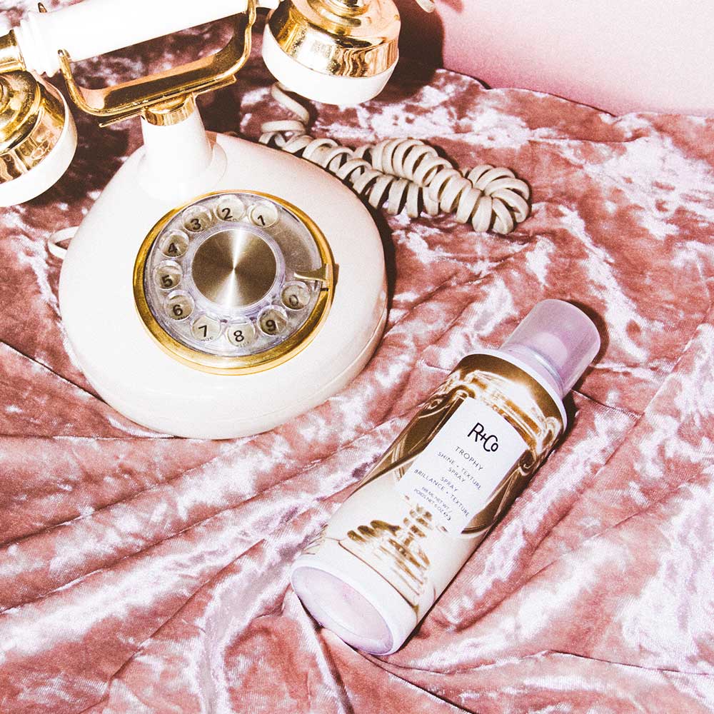 TROPHY Shine + Texture Spray 198ml