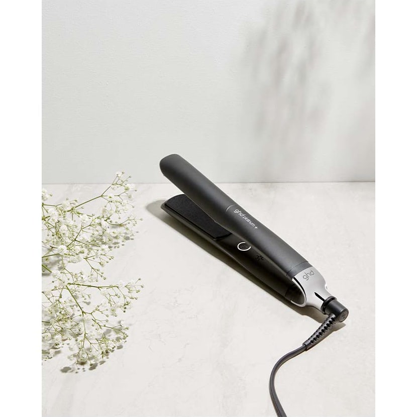 Platinum+ Hair Straightener In Black