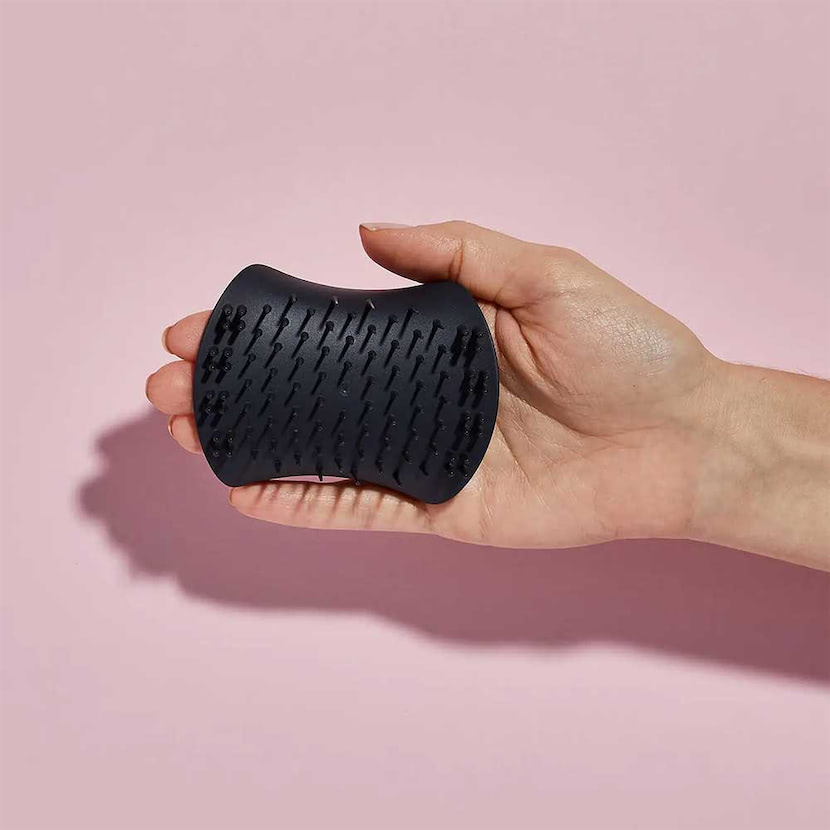 Scalp Exfoliator & Massager- Onyx Black