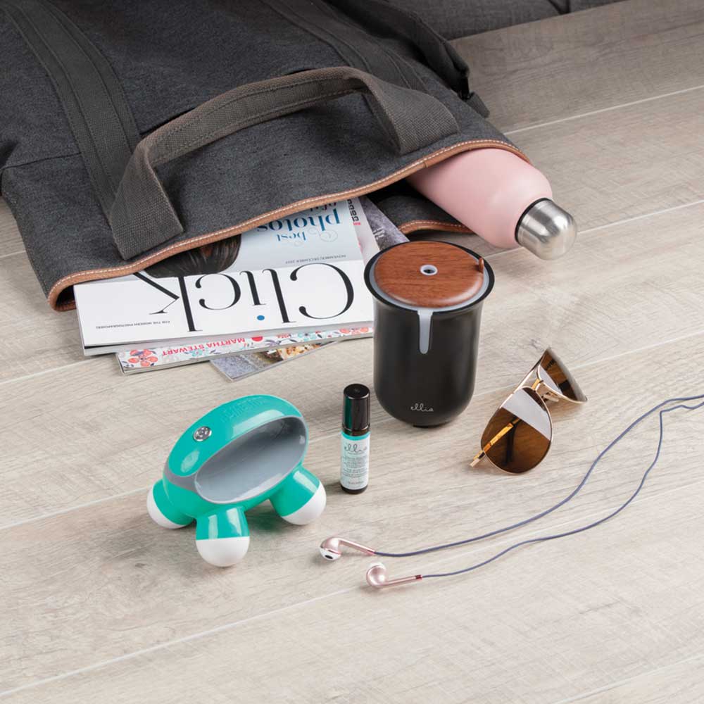 Quatro Mini Handheld Massager