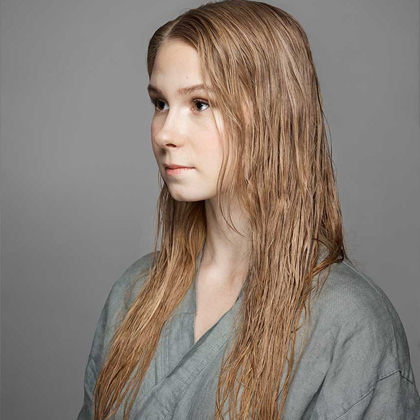 Sheer Silver Shampoo 1L